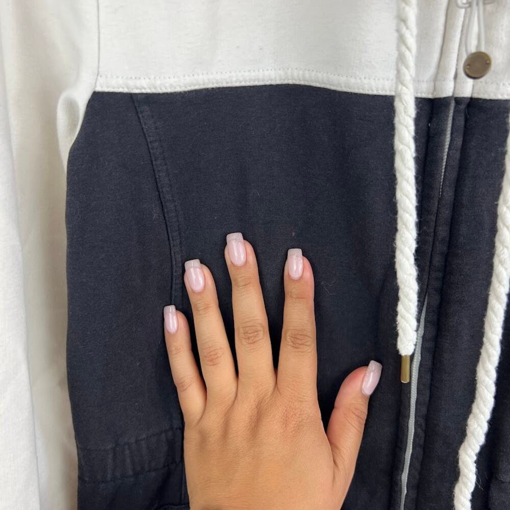 T By Talbots Black And White Color Block Full Zip… - image 8